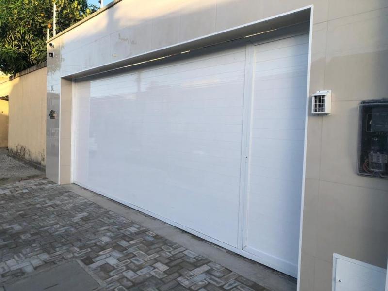 Portão de aluminio branco garagem